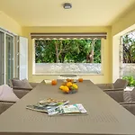 Hedera Estate, Villa Hedera V